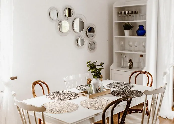 Konkelowka- Beskidy, Z Ogrodem I Sauna, Gora Zar I Jezioro * Miedzybrodzie Zywieckie